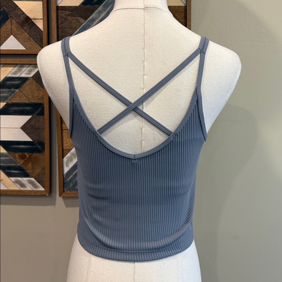 Vuori Blue Ribbed Tank Top - Picture 4 of 7